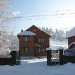 Hit House